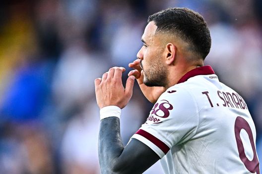 GENOA, ITALY - MAY 03: Antonio Sanabria of Torino reacts with disappointment during the Serie A match between UC Sampdoria and Torino FC at Stadio Luigi Ferraris on May 3, 2023 in Genoa, Italy. (Photo by Simone Arveda/Getty Images) Sanabria nel post partita: “La prestazione l’abbiamo fatta. Peccato per il pari”- immagine 2