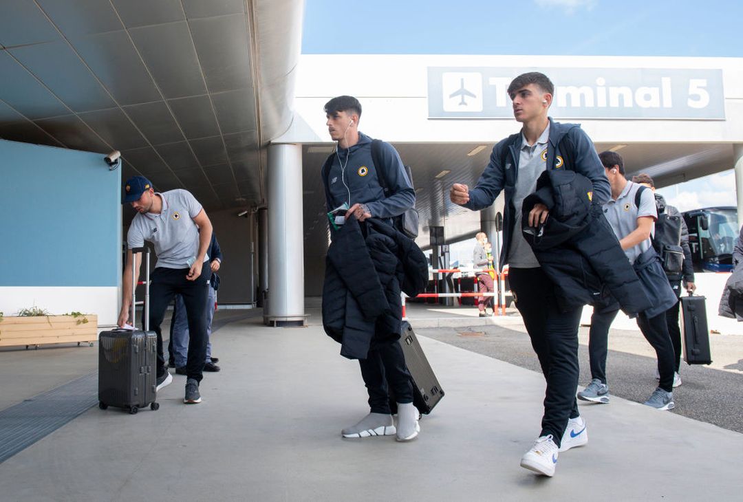 Bodo/Glimt-Roma, il viaggio della squadra verso la Norvegia – FOTO GALLERY - immagine 1