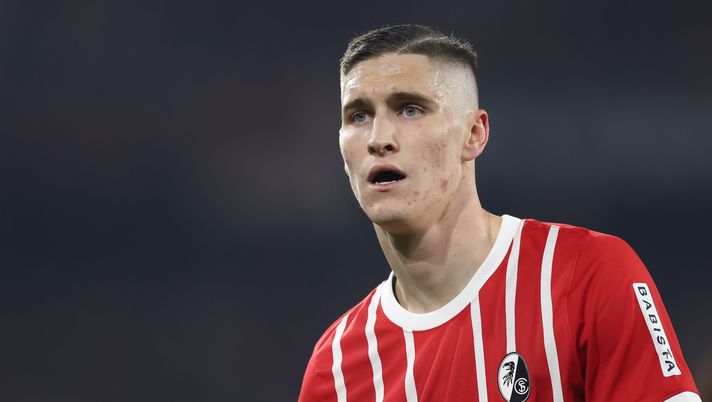 La Fiorentina punta un attaccante del Friburgo: pronta l’offerta - immagine 1