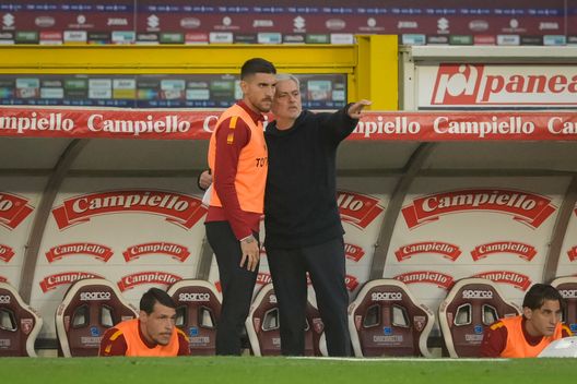 Getty Images Pellegrini bocciato: l’ultimo capitano out per scelta tecnica è stato Florenzi- immagine 2