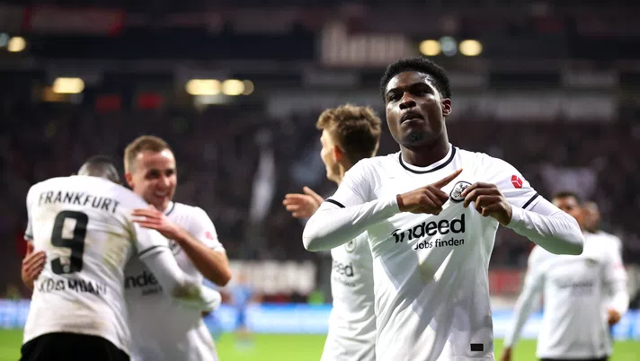 eintracht napoli