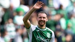 Edimburgo, il derby era iniziato proprio così: con il saluto al figliol prodigo…