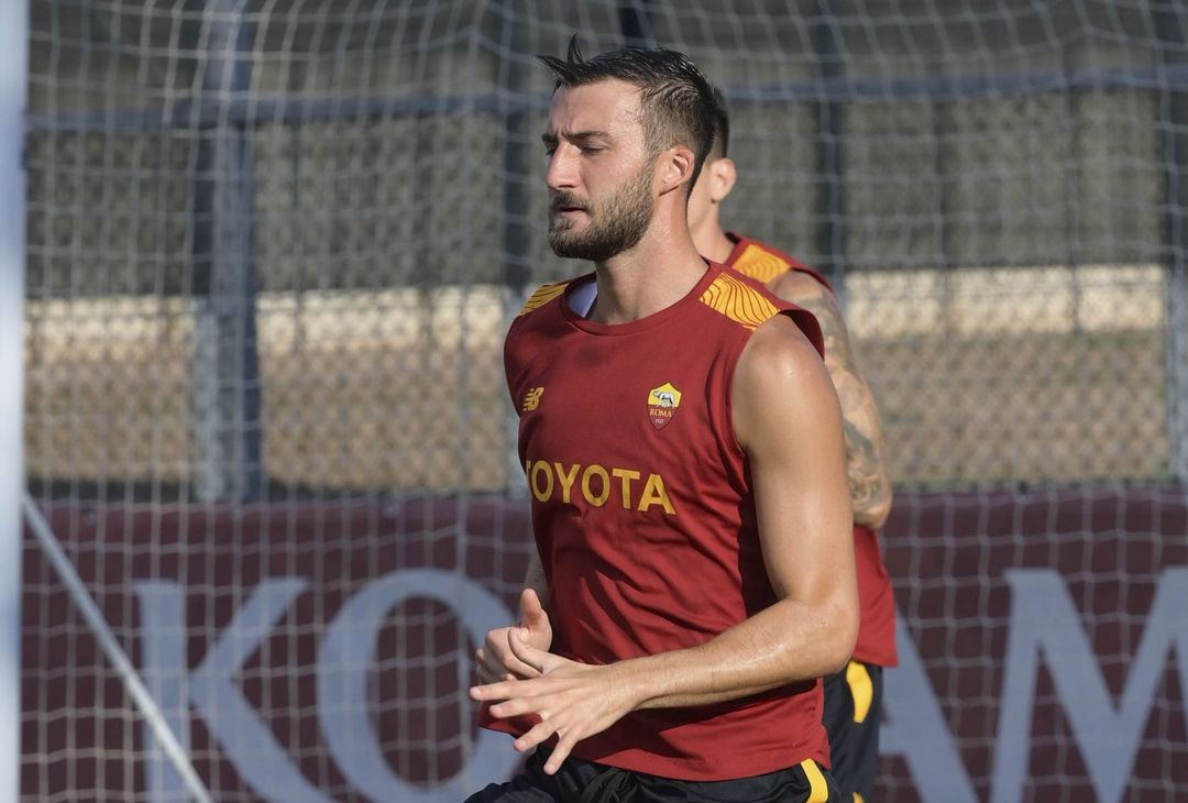 Roma, rifinitura prima del Monza: Belotti c’è. Squadra in ritiro – FOTO GALLERY - immagine 44