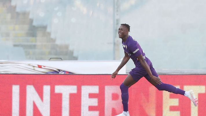 FLORENCE, ITALY - JULY 19: Christian Kouame of ACF Fiorentina celebrates after scoring a goal during the Serie A match between ACF Fiorentina and  Torino FC at Stadio Artemio Franchi on July 19, 2020 in Florence, Italy.  (Photo by Gabriele Maltinti/Getty Images) 
