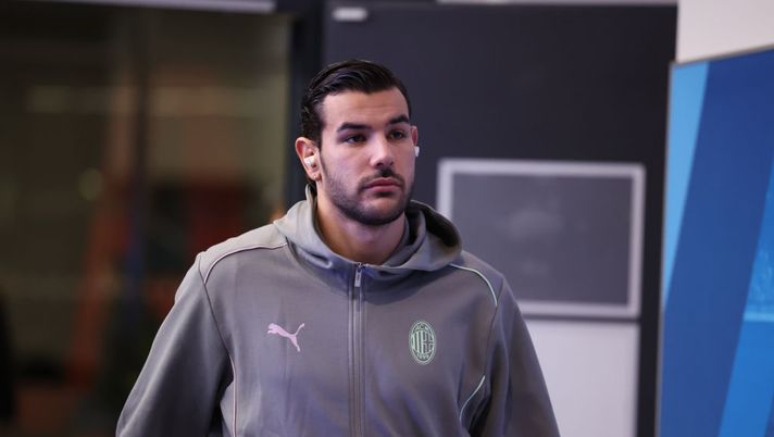 Theo dopo Maldini incontra Calabria e Donnarumma a Parigi: la foto social - immagine 1