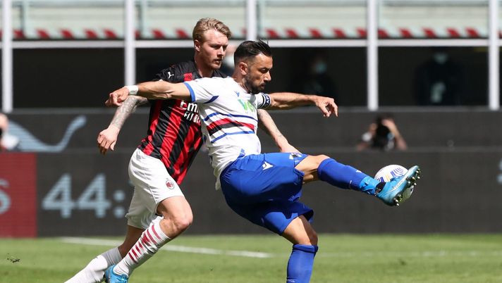 Simon Kjaer e Fabio Quagliarella durante Milan-Sampdoria (Getty Images) 