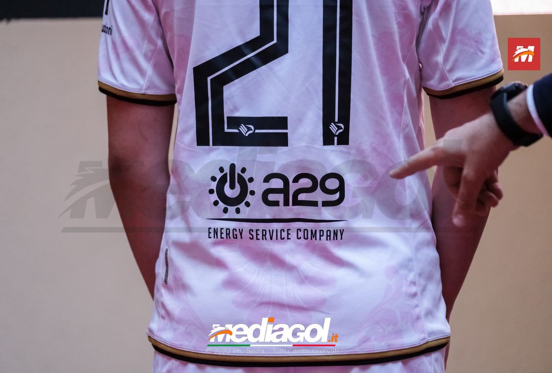 FOTO PALERMO, presentazione nuove maglie gara Palermo 2022/2023 (Gallery) - immagine 51