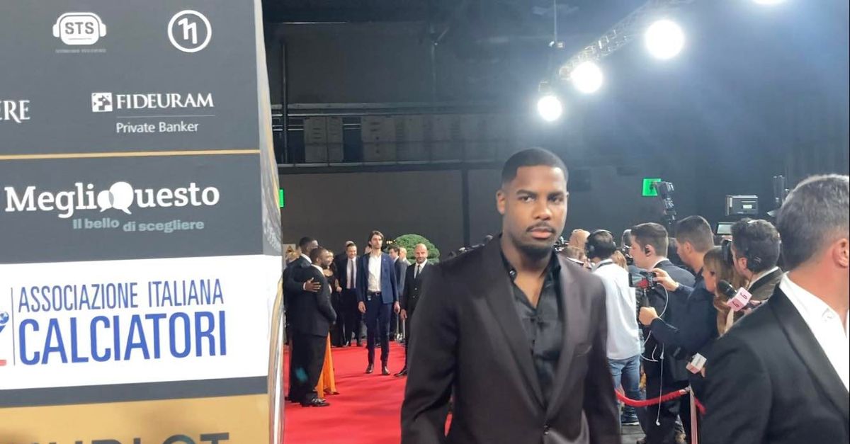 Gran Galà del Calcio AIC 2022, arrivano Maignan e Tomori VIDEO PM