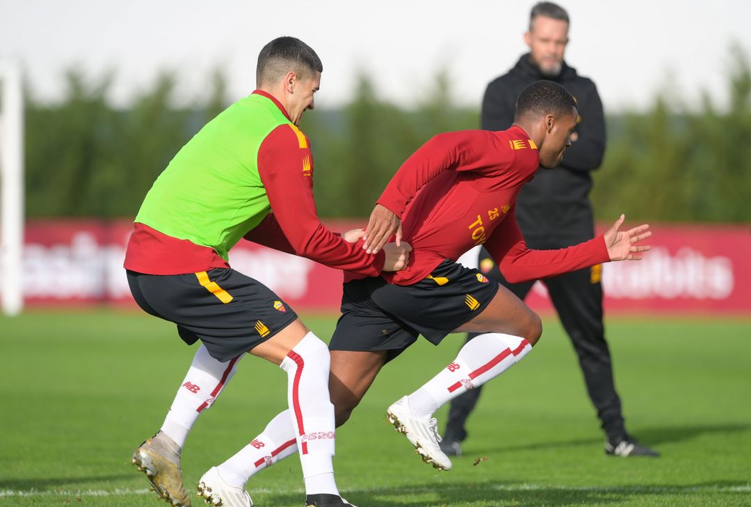 Roma, c’è Wijnaldum in gruppo. E torna anche Rui Patricio – FOTO GALLERY - immagine 80