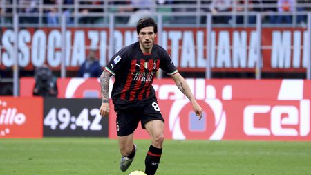Sandro Tonali (centrocampista AC Milan), qui durante Milan-Lecce 2-0 (Serie A 2022-2023) | News (Getty Images) Sandro Tonali AC Milan Milan-Lecce 2-0 Serie A 2022-2023