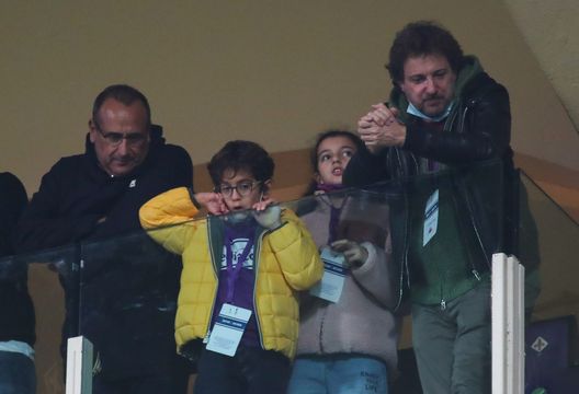 GERMOGLI PH 20 NOVEMBRE 2021 FIRENZE STADIO ARTEMIO FRANCHI CAMPIONATO DI CALCIO DI SERIE A FIORENTINA VS MILAN NELLA FOTO CONTI E PIERACCIONI CON I FIGLI GERMOGLI PH 20 NOVEMBRE 2021 FIRENZE STADIO ARTEMIO FRANCHI CAMPIONATO DI CALCIO DI SERIE A FIORENTINA VS MILAN NELLA FOTO CONTI E PIERACCIONI CON I FIGLI