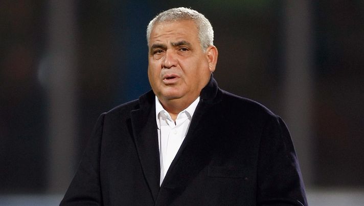 Marco Biagianti of Catania Calcio battles for the ball with Riccardo Montolivo of ACF Fiorentina during the Serie A match between Catania Calcio and ACF Fiorentina at Stadio Angelo Massimino on March 24, 2010 in Catania, Italy. Dt Lecce: “Hjulmand da big, lo dice il campo. Baschirotto e i numeri di Strefezza…” - immagine 1