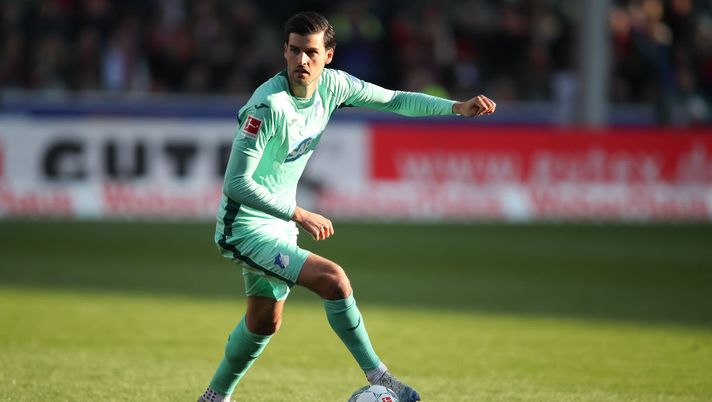 FREIBURG IM BREISGAU, GERMANY - FEBRUARY 08: Florian Grillitsch of TSG 1899 Hoffenheim in action during the Bundesliga match between Sport-Club Freiburg and TSG 1899 Hoffenheim at Schwarzwald-Stadion on February 8, 2020 in Freiburg im Breisgau, Germany. (Photo by Christian Kaspar-Bartke/Bongarts/Getty Images) FREIBURG IM BREISGAU, GERMANY - FEBRUARY 08: Florian Grillitsch of TSG 1899 Hoffenheim in action during the Bundesliga match between Sport-Club Freiburg and TSG 1899 Hoffenheim at Schwarzwald-Stadion on February 8, 2020 in Freiburg im Breisgau, Germany. (Photo by Christian Kaspar-Bartke/Bongarts/Getty Images)