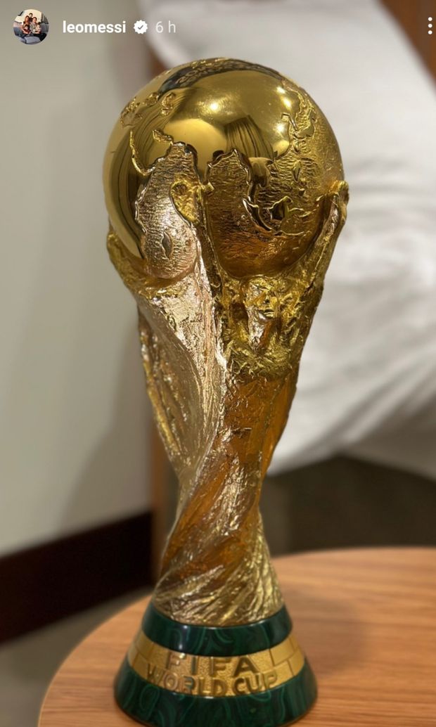 La Coppa sul comò e Antonella nel cuore: che notte per Leo Messi!- immagine 3