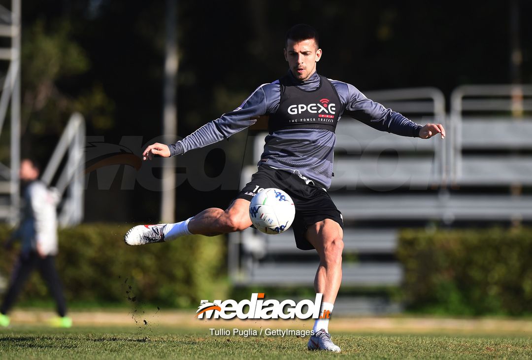  PALERMO, ITALY - FEBRUARY 28: Aleksandar Trajkovski in action during a US Citta' di Palermo training session at Tenente Carmelo Onorato Sports Center on February 28, 2019 in Palermo, Italy. (Photo by Tullio M. Puglia/Getty Images) 