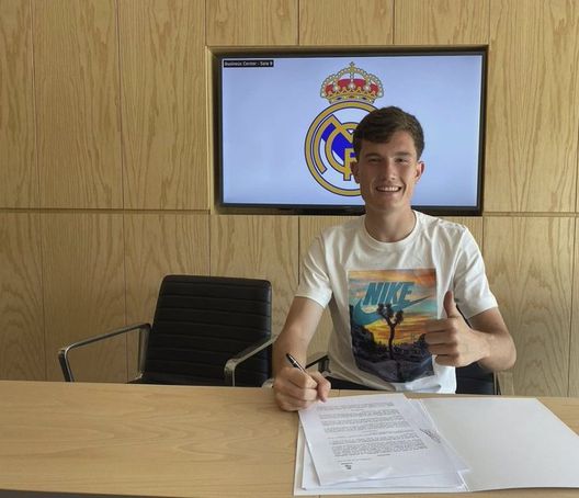 David Gonzalez fresco di rinnovo con l'Under 19 del Real Madrid David Gonzalez fresco di rinnovo con l'Under 19 del Real Madrid