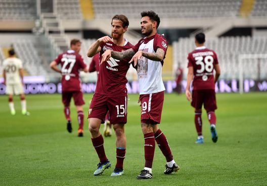 TURIN, ITALY - APRIL 18: Antonio Sanabria of Torino FC celebrates after scoring his team's first goal during the Serie A match between Torino FC and AS Roma at Stadio Olimpico di Torino on April 18, 2021 in Turin, Italy. Sporting stadiums around Italy remain under strict restrictions due to the Coronavirus Pandemic as Government social distancing laws prohibit fans inside venues resulting in games being played behind closed doors. (Photo by Valerio Pennicino/Getty Images) TURIN, ITALY - APRIL 18: Antonio Sanabria of Torino FC celebrates after scoring his team's first goal during the Serie A match between Torino FC and AS Roma at Stadio Olimpico di Torino on April 18, 2021 in Turin, Italy. Sporting stadiums around Italy remain under strict restrictions due to the Coronavirus Pandemic as Government social distancing laws prohibit fans inside venues resulting in games being played behind closed doors. (Photo by Valerio Pennicino/Getty Images)
