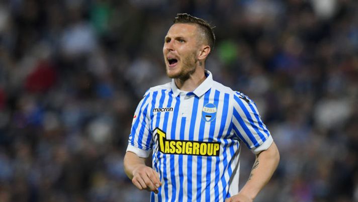 FERRARA, ITALY - APRIL 18: Jasmin Kurtic of Spal reacts during the serie A match between Spal and AC Chievo Verona at Stadio Paolo Mazza on April 18, 2018 in Ferrara, Italy. (Photo by Alessandro Sabattini/Getty Images) Spal, Kurtic non ce la fa: neanche in panchina contro il Napoli - immagine 1