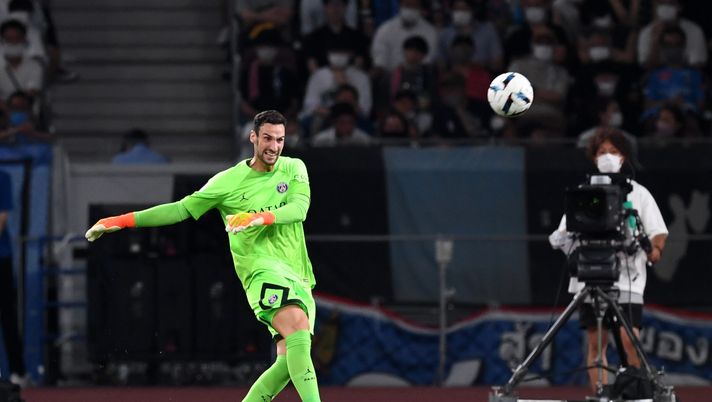 Psg, paura per Sergio Rico: cade da cavallo e finisce in ospedale. “Situazione preoccupante” - immagine 1