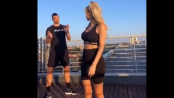 Video – Diletta e il balletto sexy: dietro c’è Ibra che…