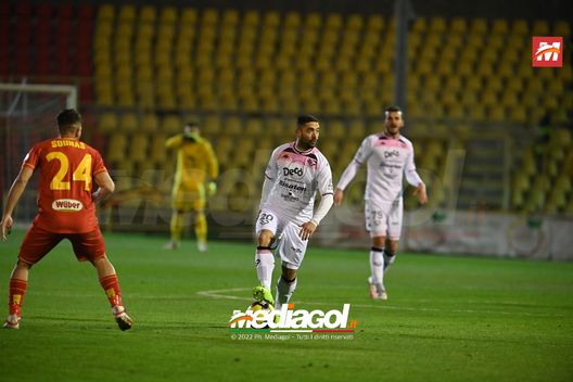 Catanzaro-Palermo, difesa equilibrata e solida: Lancini protagonista al ‘Ceravolo’- immagine 3