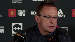 Man United, Rangnick non prende bene la domanda su Ten Hag | VIDEO