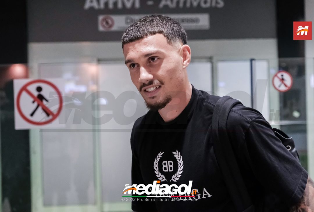 FOTO PALERMO, Davide Bettella atterra al ‘Falcone e Borsellino’ (Gallery) - immagine 21