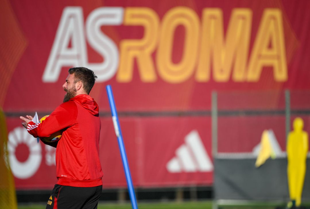 Trigoria, vigilia di Frosinone-Roma: la ‘festa’ dei compagni a Celik – FOTO GALLERY - immagine 8