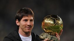 Pallone d’Oro, Messi batte Lewandowski, Jorginho terzo: settimo trionfo per la Pulce