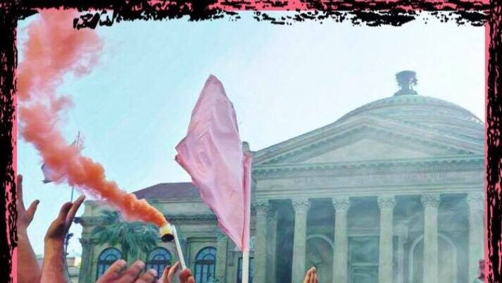 Cessione Palermo, gli ultras della Curva Nord 12: “Basta scuse, tornare allo stadio è doveroso per ogni tifoso” Cessione Palermo, gli ultras della Curva Nord 12: “Basta scuse, tornare allo stadio è doveroso per ogni tifoso”