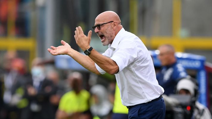 SALERNO, ITALY - OCTOBER 23: Stefano Colantuono US Salernitana coach during the Serie A match between US Salernitana and Empoli FC at Stadio Arechi on October 23, 2021 in Salerno, Italy. (Photo by Francesco Pecoraro/Getty Images) Serie A, Salernitana-Empoli 2-4: male Colantuono all’esordio. Due autogol - immagine 1