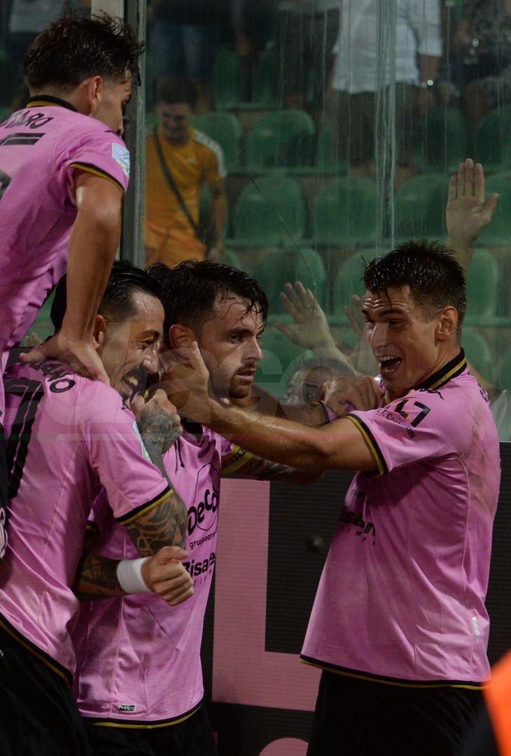 FOTO Palermo-Genoa 1-0: la gallery del big match della 5ª giornata di Serie B 2022-23 - immagine 45