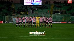 VIDEO Palermo-ACR Messina: il minuto di silenzio del “Barbera” in memoria di Zamparini