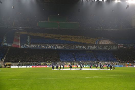 Inter Porto coreografia curva nord