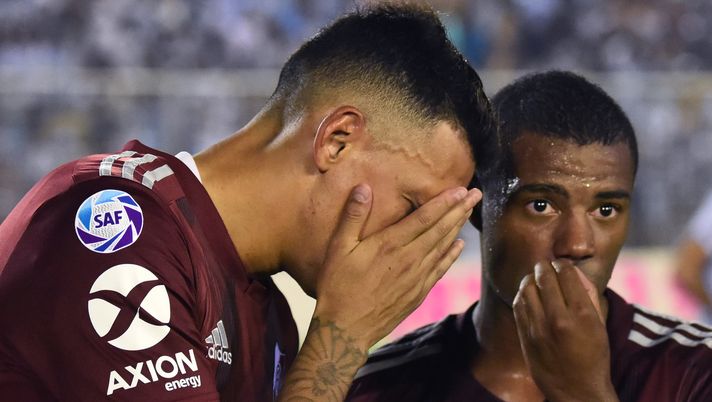 TUCUMAN, ARGENTINA - MARCH 07: Matias Suarez and Nicolas de la Cruz of River Plate react after equalizing a match between Atletico Tucuman and River Plate as part of Superliga 2019/20 at Estadio Monumental José Fierro on March 7, 2020 in Tucuman, Argentina. (Photo by Amilcar Orfali/Getty Images)  TUCUMAN, ARGENTINA - MARCH 07: Matias Suarez and Nicolas de la Cruz of River Plate react after equalizing a match between Atletico Tucuman and River Plate as part of Superliga 2019/20 at Estadio Monumental José Fierro on March 7, 2020 in Tucuman, Argentina. (Photo by Amilcar Orfali/Getty Images)
