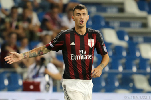 Alessio Romagnoli (fonte foto: acmilan.com) Alessio Romagnoli (fonte foto: acmilan.com)