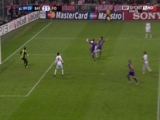 STORIE VIOLA: 2010, la Champions e Ovrebo. La Fiorentina grida allo scandalo STORIE VIOLA: 2010, la Champions e Ovrebo. La Fiorentina grida allo scandalo