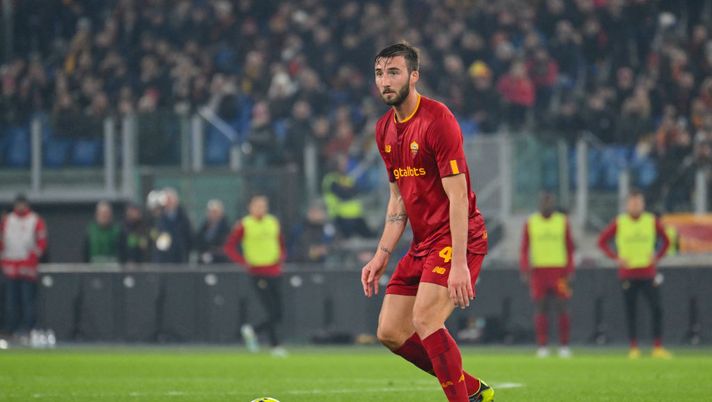 Cristante: “Un onore aver raggiunto le 200 presenze con la maglia della Roma” - immagine 1