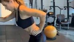 VIDEO Elisabetta Canalis, curve, muscoli e fascino: l’ex velina sexy e statuaria su Instagram! Le immagini mandano in estasi i followers