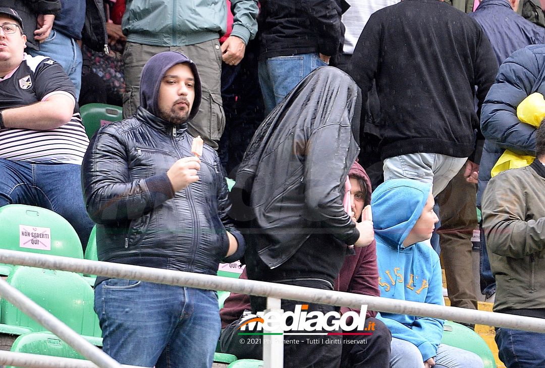 FOTO, i tifosi allo stadio per Palermo – Avellino 1-1 (Gallery) - immagine 30