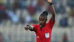 Insulti razzisti all’arbitro: sospesa partita