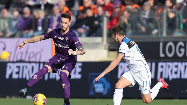FLORENCE, ITALY - FEBRUARY 08: Gaetano Castrovilli of ACF Fiorentina in action during the Serie A match between ACF Fiorentina and  Atalanta BC at Stadio Artemio Franchi on February 8, 2020 in Florence, Italy.  (Photo by Gabriele Maltinti/Getty Images) 