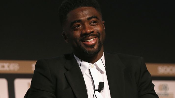 MANCHESTER, ENGLAND - SEPTEMBER 06: Kolo Toure, former Arsenal & Manchester City player talks during day 3 of the Soccerex Global Convention at Manchester Central Convention Complex on September 6, 2017 in Manchester, England. (Photo by Barrington Coombs/Getty Images for Soccerex) KOLO TOURE' SPOSA IL WIGAN