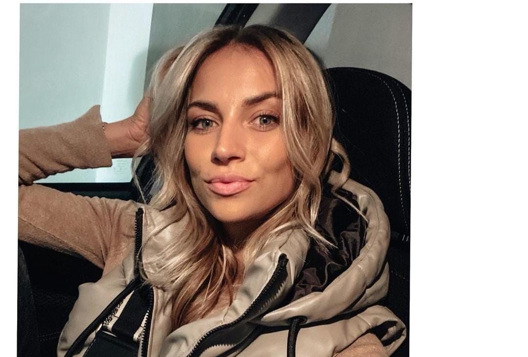 Wags viola: Barak e la sua Nikola, Natale in dolce attesa. Che FOTO! - immagine 10