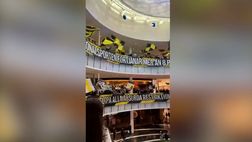 Stoccolma, stadi chiusi e ipermercati aperti: i tifosi dell’AIK vanno a fare il tifo tra i negozi