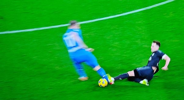 Ex arbitro Calvarese su TS: “Milik, è grave fallo di gioco: rosso giusto”- immagine 3