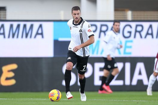LA SPEZIA, ITALY - NOVEMBER 06: Jacopo Sala of Spezia Calcio in action during the Serie A match between Spezia Calcio v Torino FC at Stadio Alberto Picco on November 6, 2021 in La Spezia, Italy. (Photo by Gabriele Maltinti/Getty Images)