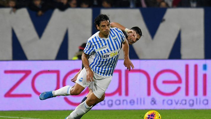 FERRARA, ITALY - NOVEMBER 04: Sergio Floccari of SPAL in action during the Serie A match between SPAL and UC Sampdoria at Stadio Paolo Mazza on November 4, 2019 in Ferrara, Italy. (Photo by Alessandro Sabattini/Getty Images) FERRARA, ITALY - NOVEMBER 04: Sergio Floccari of SPAL in action during the Serie A match between SPAL and UC Sampdoria at Stadio Paolo Mazza on November 4, 2019 in Ferrara, Italy. (Photo by Alessandro Sabattini/Getty Images)