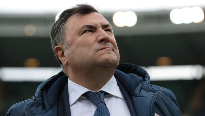 VERONA, ITALY - NOVEMBER 24: Joe Barone of ACF Fiorentina looks on prior to the Serie A match between Hellas Verona and ACF Fiorentina at Stadio Marcantonio Bentegodi on November 24, 2019 in Verona, Italy. (Photo by Emilio Andreoli/Getty Images) Barone: “Torreira, ora dico basta! Mandragora leader, oggi summit per Dodô” - immagine 1