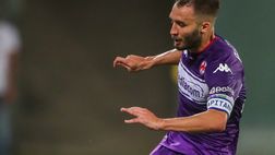 FOTO – Striscione per Pezzella, l’ex capitano ringrazia: “Sempre nel cuore”